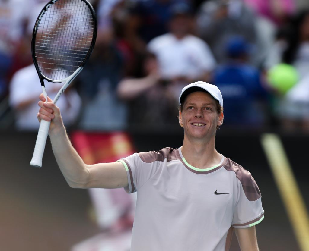 他必须在体 他必须在体